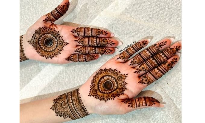 Easy Front Hand Simple Mehndi Designs